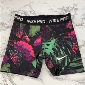 Girls 4” Nike Pro shorts